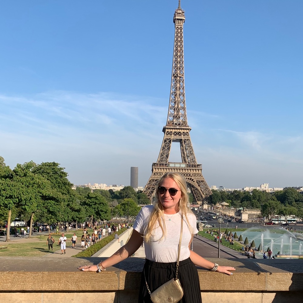Meet your Posher, Emilee